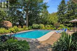 9133 Woodland CRESCENT | Chatham Ontario | Slide Image Eight