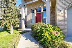 12 Goldenrod COURT | Chatham Ontario | Slide Image Three