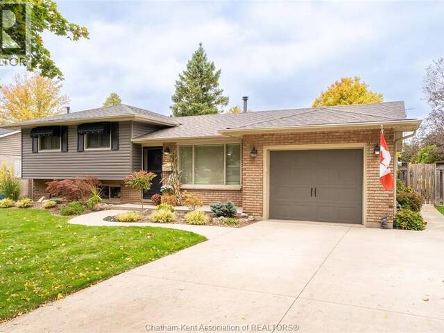 19 Glengarry CRESCENT Chatham Ontario, N7L 4J1 - 4 Bedrooms Home For Sale