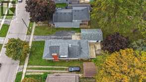 61 UNIVERSITY AVENUE | Wallaceburg Ontario | Slide Image Forty-one