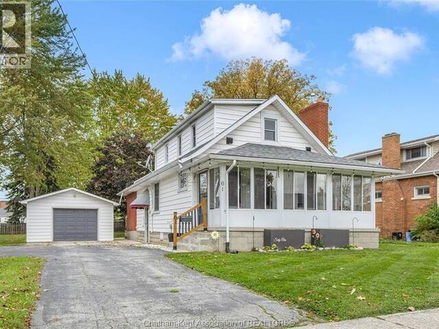 61 UNIVERSITY AVENUE Wallaceburg Ontario, N8A 3Z7 - 3 Bedrooms Home For Sale