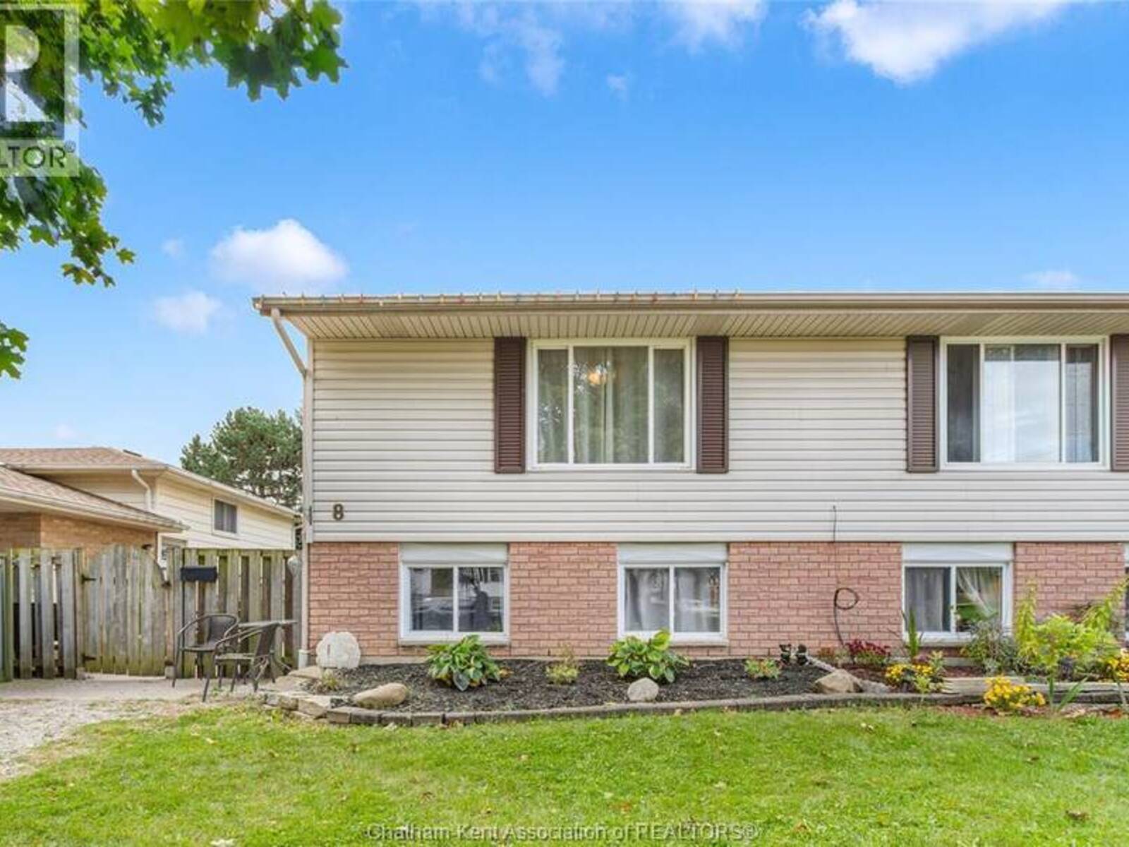 8 TIMOTHY CRESCENT, Chatham, Ontario N7L 4Z1