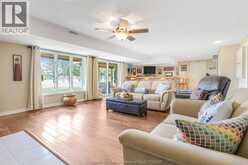 10609 Lakeview DRIVE | Chatham Ontario | Slide Image Thirty