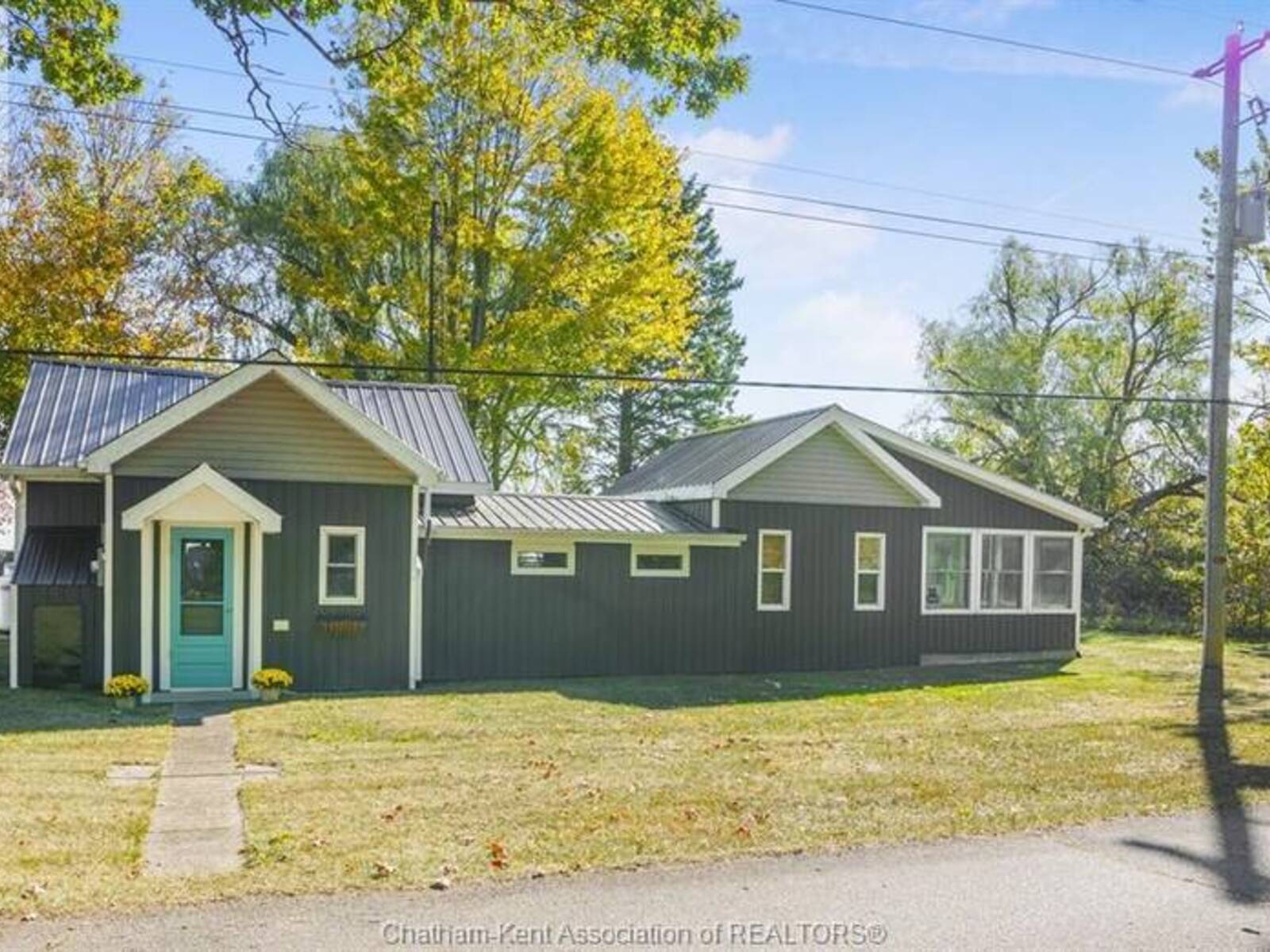 17178 Lakeshore ROAD, Chatham-Kent, Ontario N0P 1X0