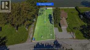 105 ISLAND CRESCENT | Tilbury Ontario | Slide Image Four