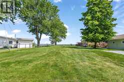 105 ISLAND CRESCENT | Tilbury Ontario | Slide Image Two