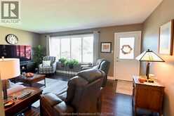 15 HILLSDALE AVENUE | Chatham-Kent Ontario | Slide Image Four