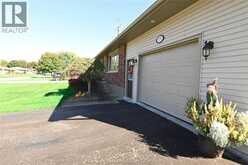 15 HILLSDALE AVENUE | Chatham-Kent Ontario | Slide Image Forty