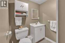 5 ROYAL CRESCENT | Chatham-Kent Ontario | Slide Image Thirty-nine
