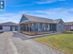 5744 Middle LINE Chatham-Kent Ontario, N0P 1W0