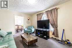266 Grand AVENUE West | Chatham Ontario | Slide Image Seventeen
