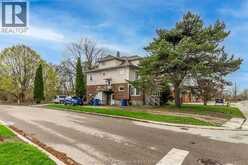 266 Grand AVENUE West | Chatham Ontario | Slide Image Forty-three
