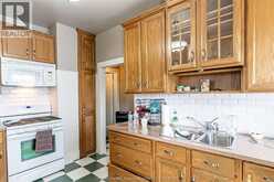 266 Grand AVENUE West | Chatham Ontario | Slide Image Six