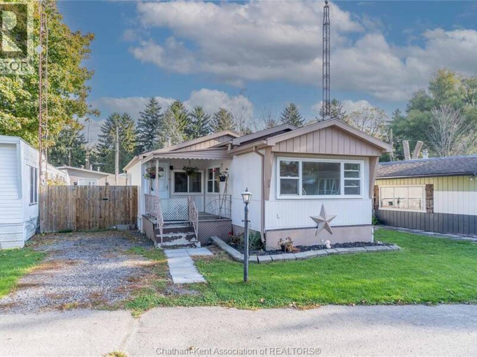 9480 Longwoods ROAD Unit# 35, Chatham, Ontario N7M 5J7