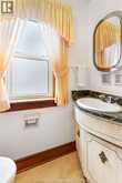 115 PRINCE ARTHUR AVENUE | Chatham Ontario | Slide Image Sixteen
