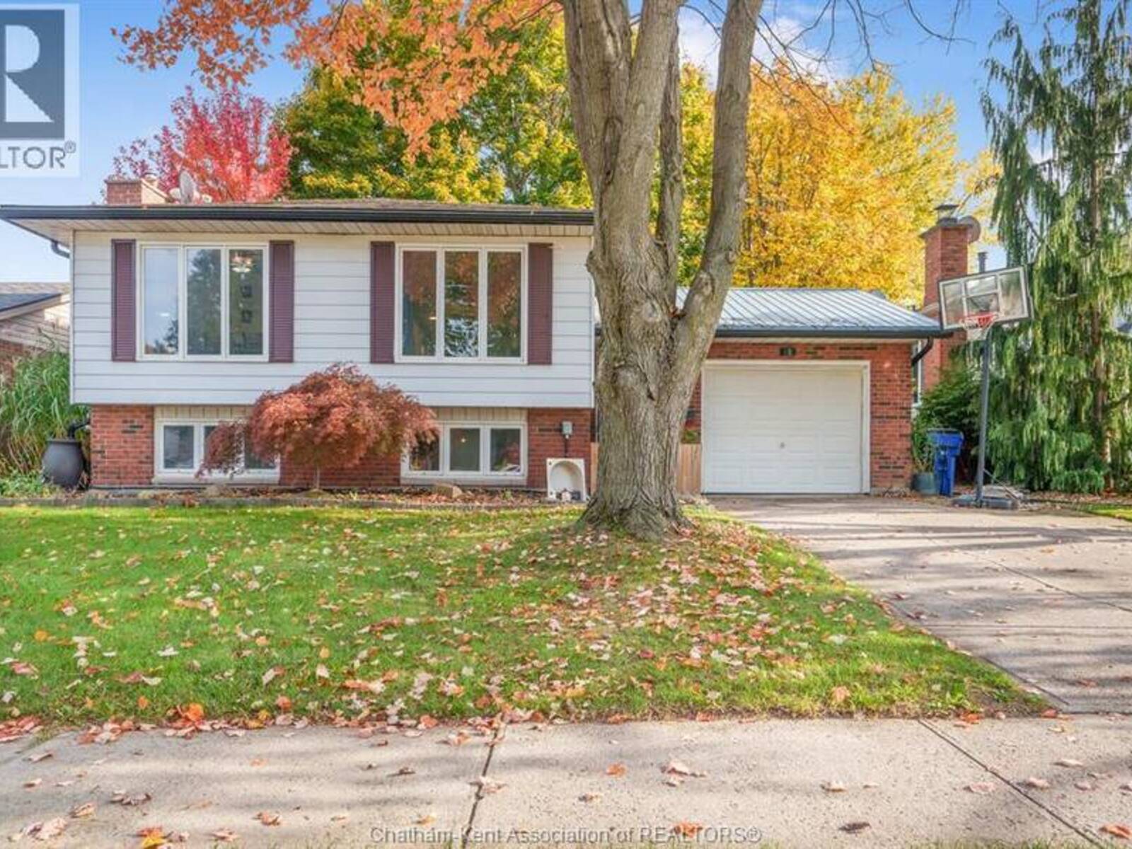 11 Duff CRESCENT, Chatham, Ontario N7L 4X8