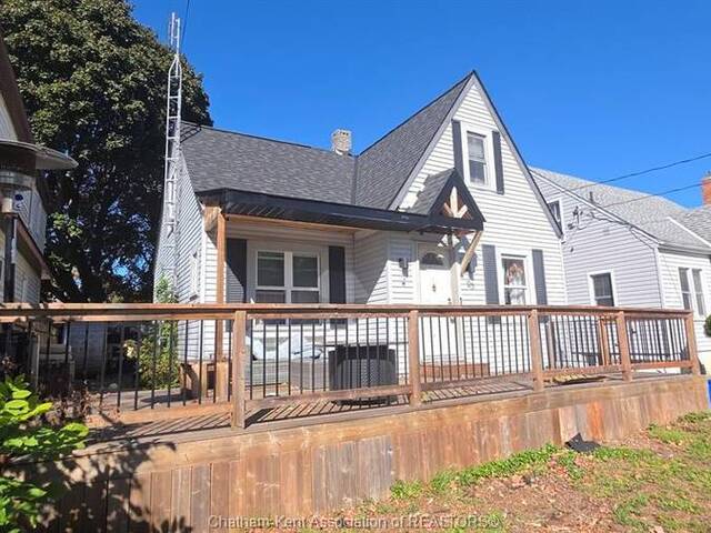 95 Poplar STREET Chatham Ontario, N7L 1K2 - 3 Bedrooms Home For Sale