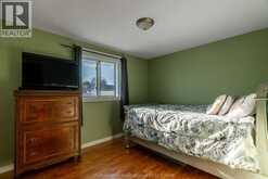 73 VALLEY ROAD | Chatham Ontario | Slide Image Twelve