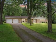 584132 BEACHVILLE Road Ingersoll Ontario, N5C 3J5