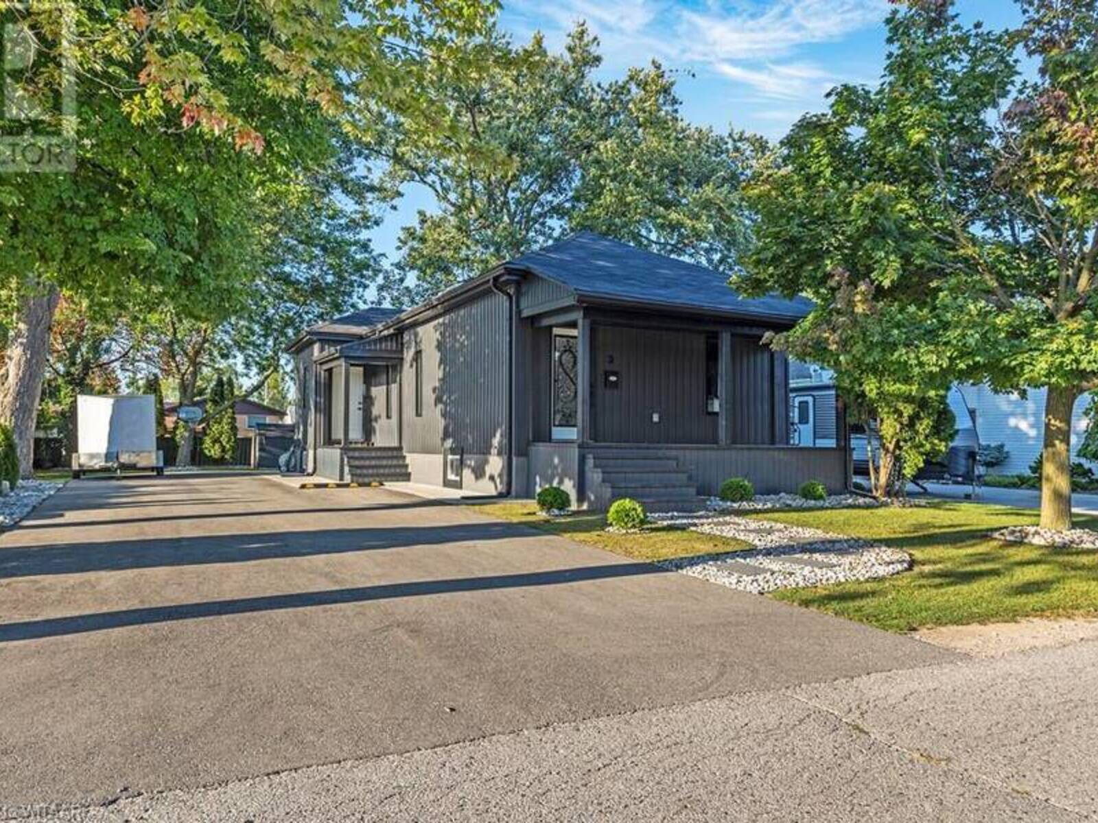 3 MARY Street E, St. Thomas, Ontario N5R 2V7