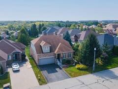 2 GREEN GABLE PLACE Woodstock Ontario, N4T 1W6