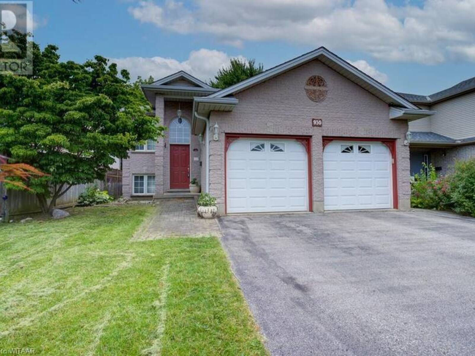 930 QUEENSBOROUGH Court, London, Ontario N6G 5K1