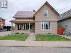 180 TALBOT ST Courtland Ontario, N0J 1E0