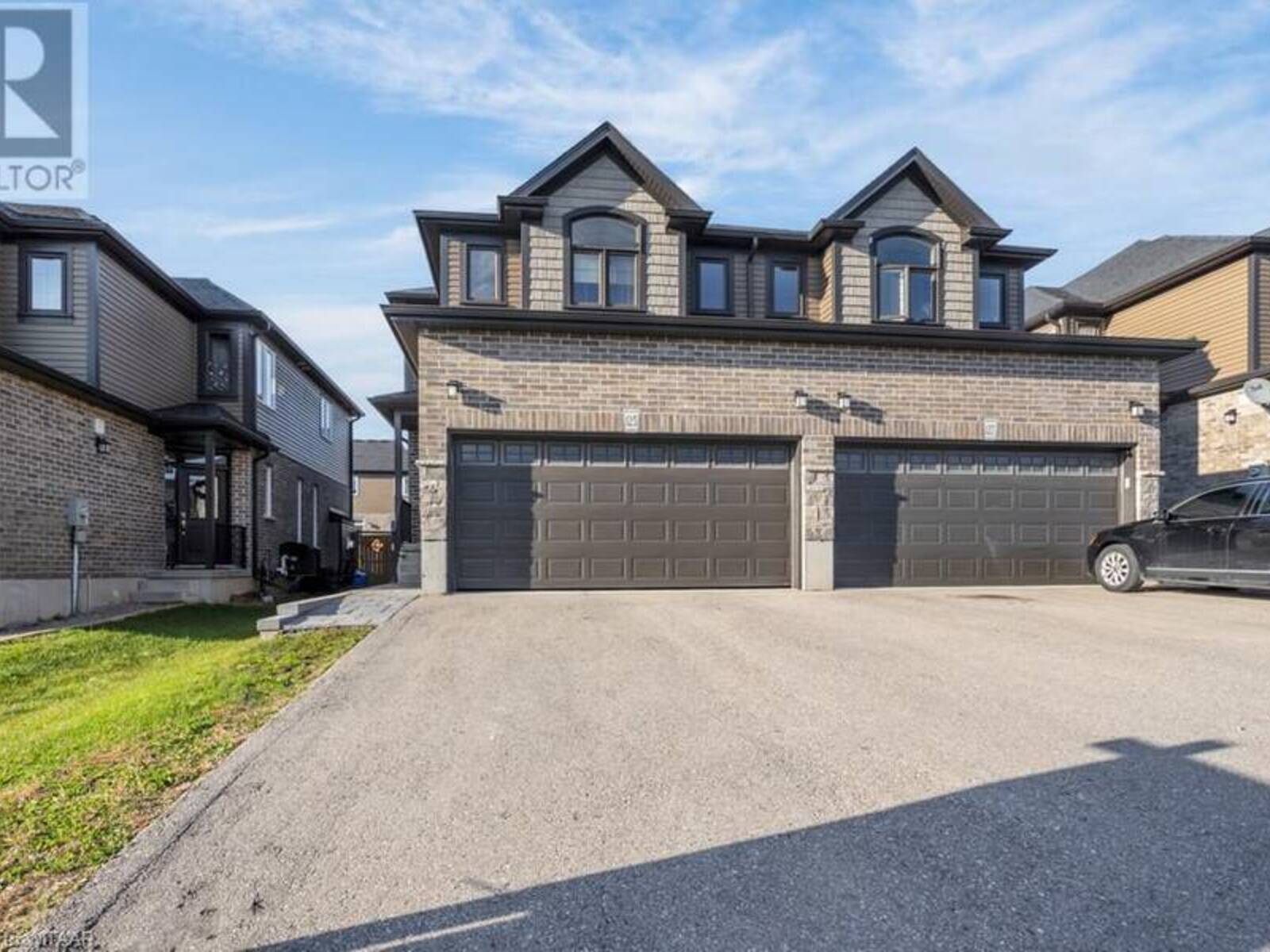 125 LINKS Crescent, Woodstock, Ontario N4T 0E7