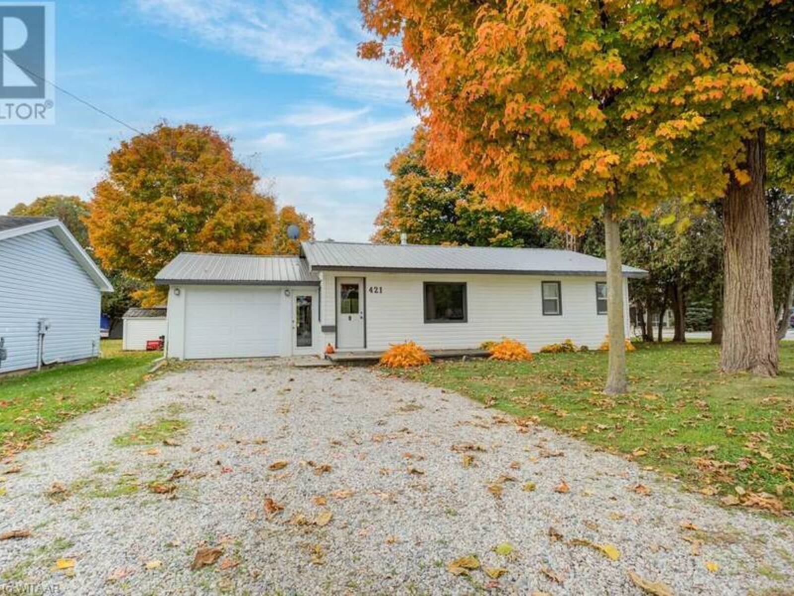 421 MAIN ST W, Springford, Ontario N0J 1X0