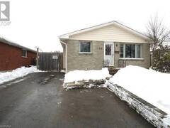 60 SURREY Crescent London Ontario, N6E 1T8