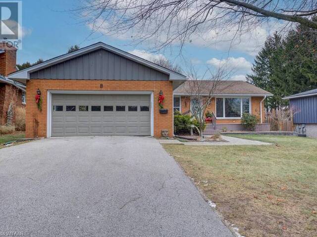 8 WOODCOCK Drive Tillsonburg Ontario, N4G 4L8