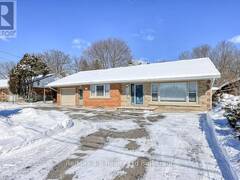 382 SIMCOE STREET Tillsonburg Ontario, N4G 2J9