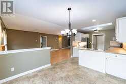 135 WESTON DRIVE | Tillsonburg Ontario | Slide Image Nine