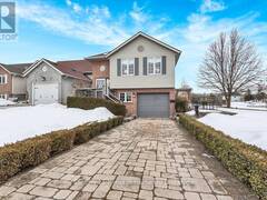 38 MAGNOLIA DRIVE Tillsonburg Ontario, N4G 5N9