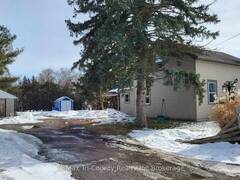 11 CHURCH STREET South-West Oxford Ontario, N0J 1A0