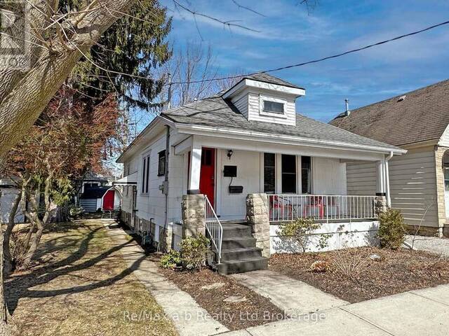 11 MOUNT PLEASANT AVENUE London Ontario, N6H 1C8 - 3 Bedrooms Home For Sale