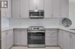 30 SEATON CRESCENT | Tillsonburg Ontario | Slide Image Five