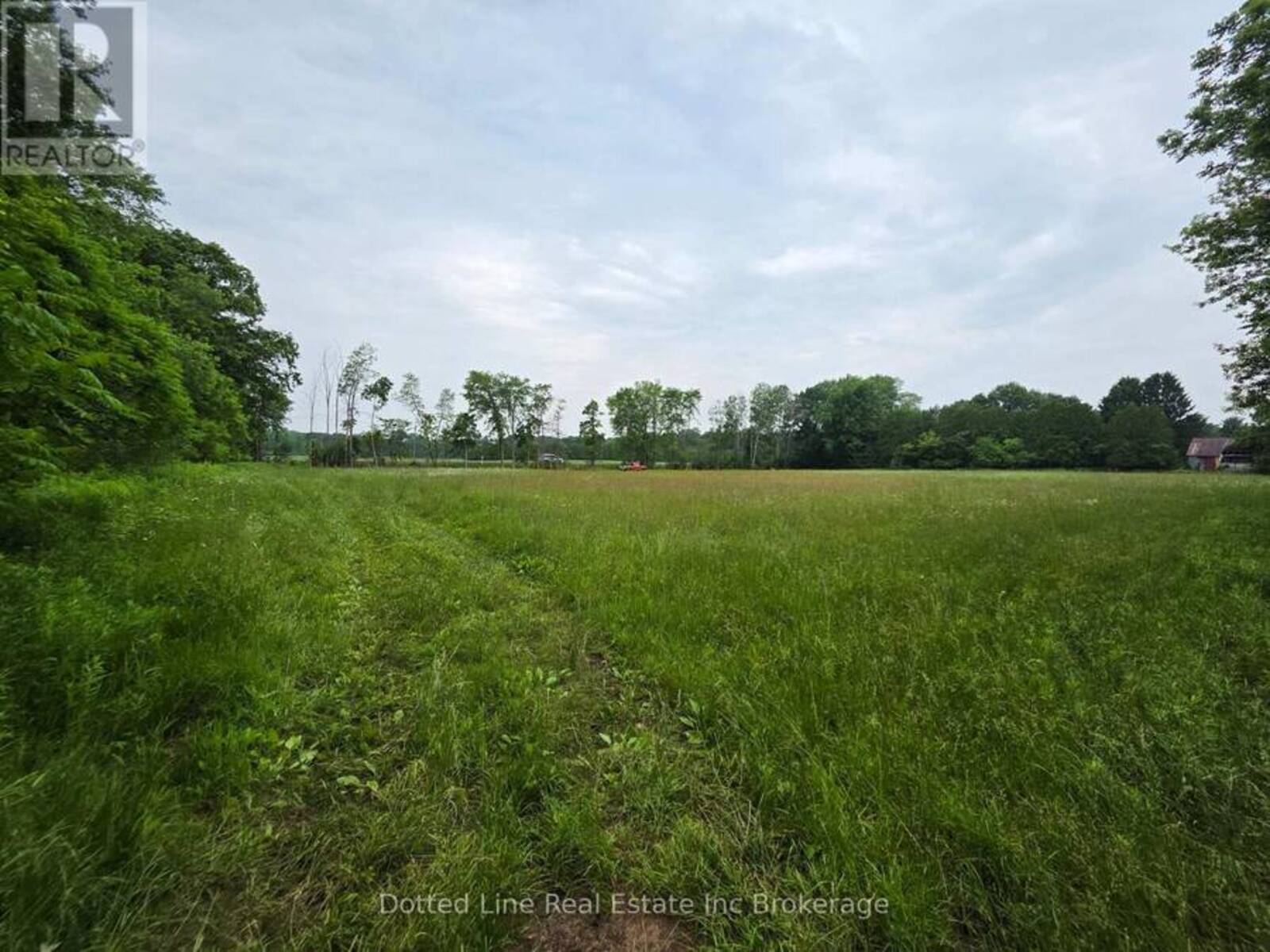 30101 PETER ROAD, Chatham, Ontario N0P 1C0