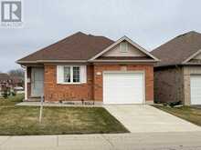 224 BALDWIN STREET | Tillsonburg Ontario | Slide Image Three