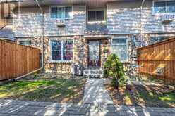 18 - 1 LAMERS COURT | Tillsonburg Ontario | Slide Image One