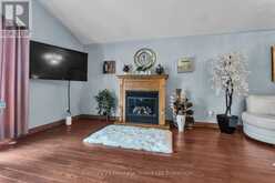 15 GIBSON DRIVE | Tillsonburg Ontario | Slide Image Ten