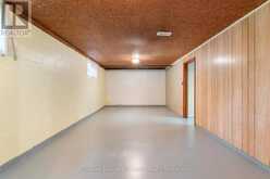 105 QUEEN STREET | Tillsonburg Ontario | Slide Image Seventeen