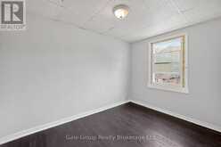 163 THAMES STREET N | Ingersoll Ontario | Slide Image Thirty-six
