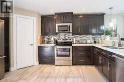 136 MAPLE LANE | Tillsonburg Ontario | Slide Image Eighteen