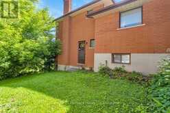 165 PARK ROW | Woodstock Ontario | Slide Image Twenty-eight