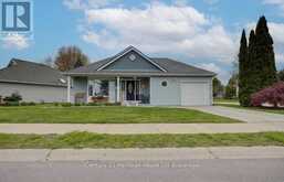 5 DEREHAM DRIVE | Tillsonburg Ontario | Slide Image Two