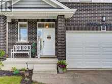 971 DOWNING DRIVE | Woodstock Ontario | Slide Image Three