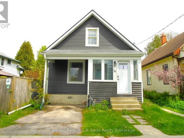 15 WAWA STREET St. Thomas Ontario, N5R 3W8 - 5 Bedrooms Home For Sale