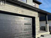41 CASH CRESCENT | Ingersoll Ontario | Slide Image Three