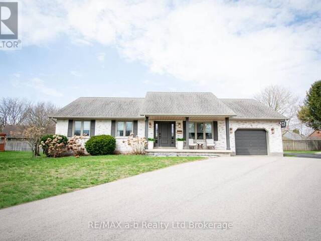 3 BELFAST CIRCLE Tillsonburg Ontario, N4G 5G3 - 5 Bedrooms Home For Sale